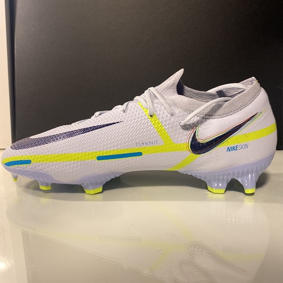 Nike Phantom GT2 Pro Firm Ground Cleats - Picture 2 of 7